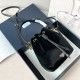 프라다 Prada Re-Edition1978 1BE067 버킷 백 19.5CM