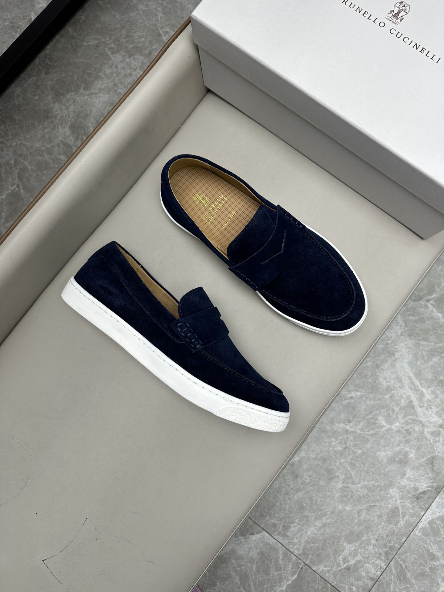 브루넬로 쿠치넬리 Brunello Cucinelli 스니커즈