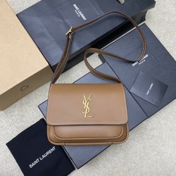 생로랑 Saint laurent/YSL 718556 Niki Besace In Leather Brick 22cm