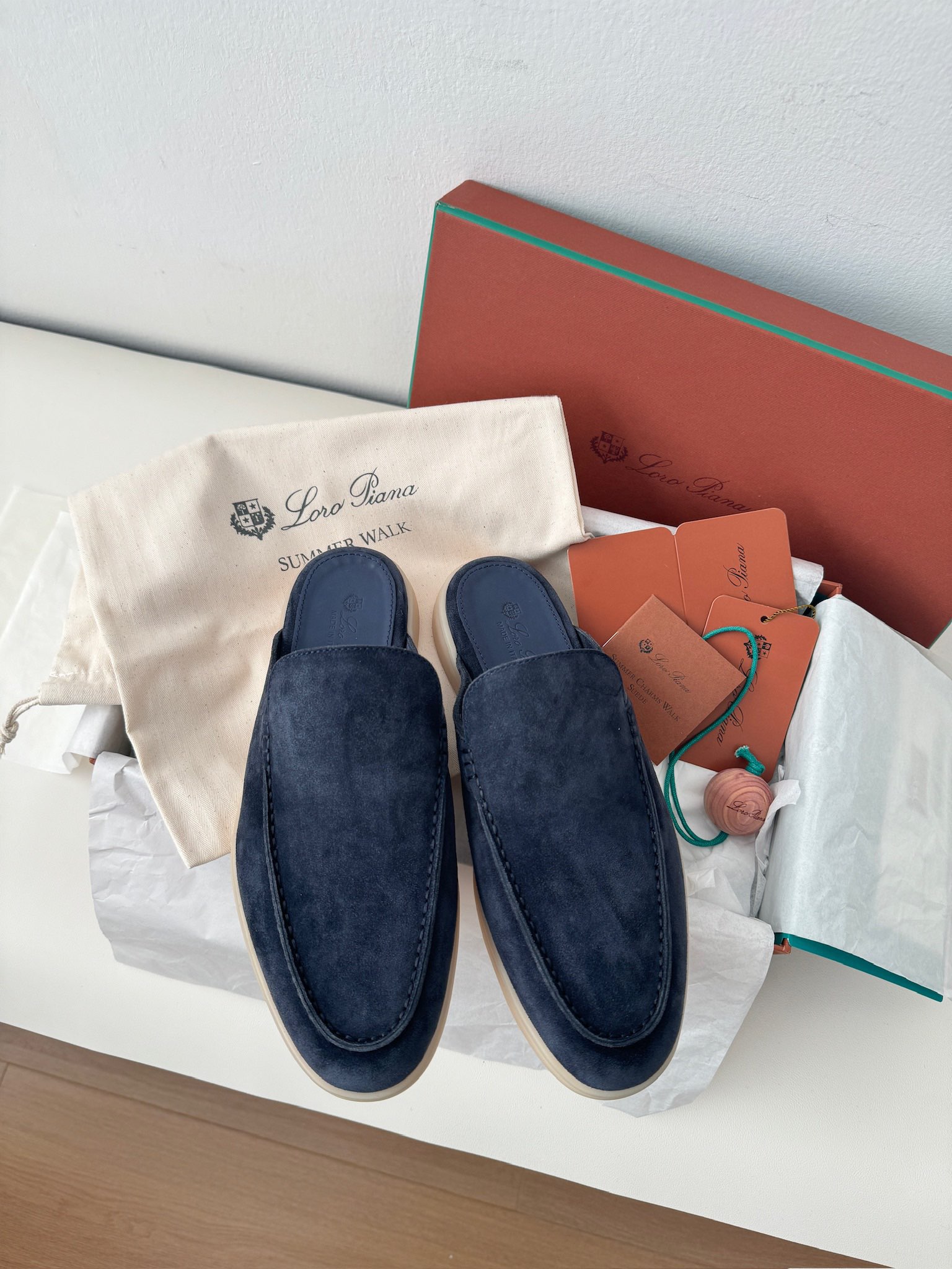 로로 피아나 Loro Piana Babouche Walk Loafers Suede FAM3488