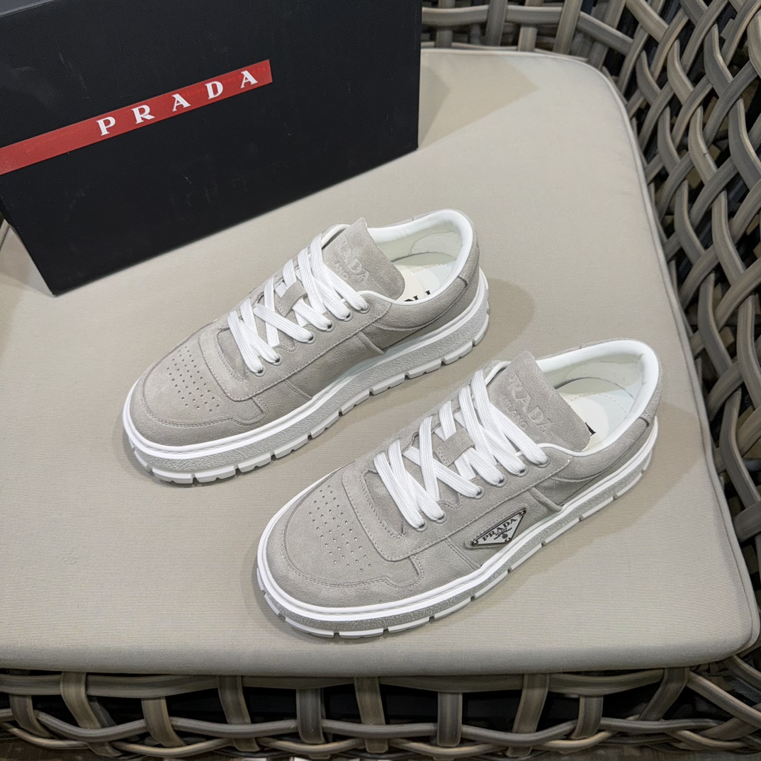프라다 Prada 스니커즈