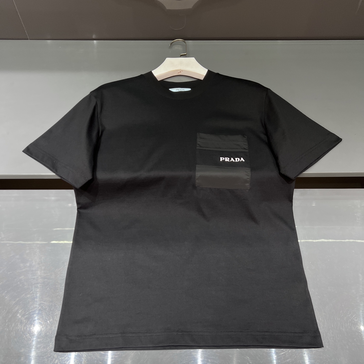 프라다 Prada 반팔 티셔츠