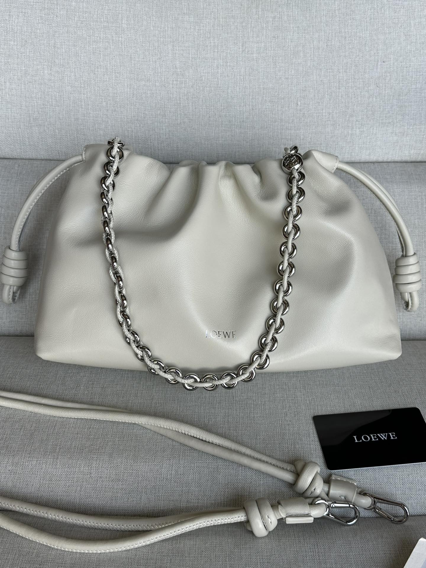 로에베 Loewe Flamenco Purse 1774 클러치 White 30cm