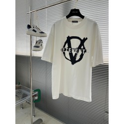 베트멍 Vetements 반팔 티셔츠