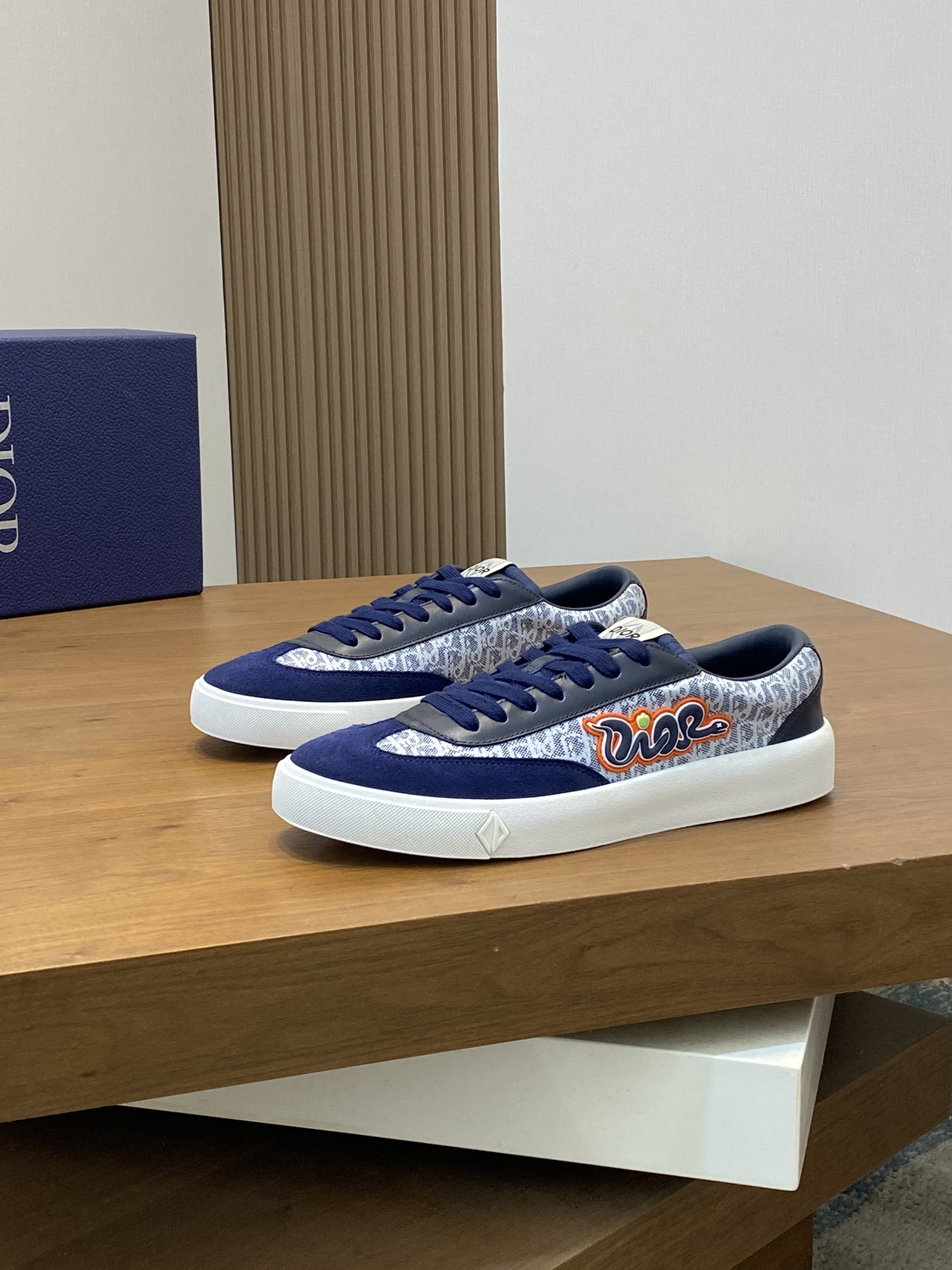 디올 Dior X DENINM 스니커즈