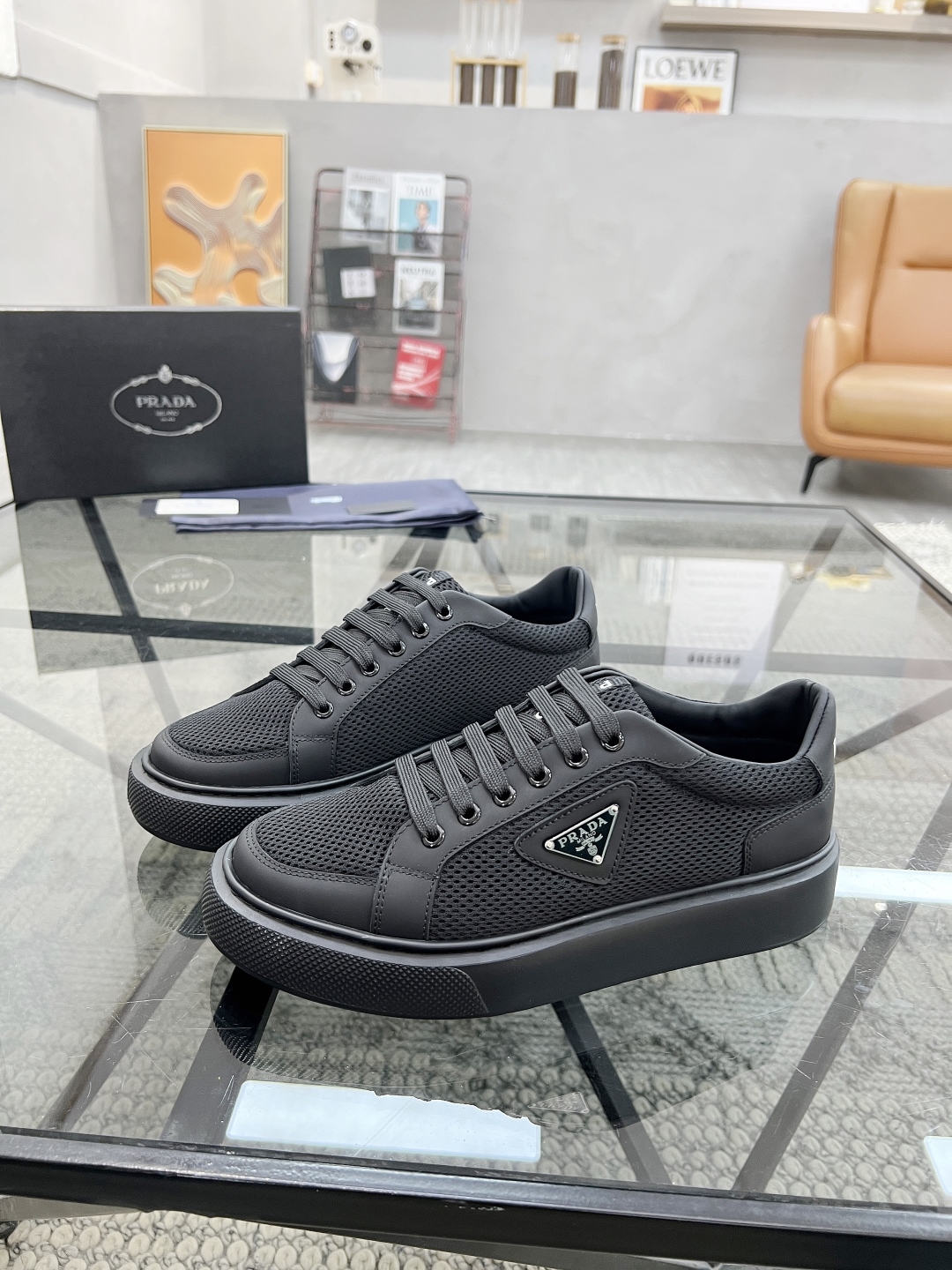 프라다 Prada 스니커즈