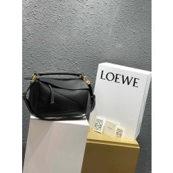 로에베 Loewe 3001 Puzzle Bag 24cm