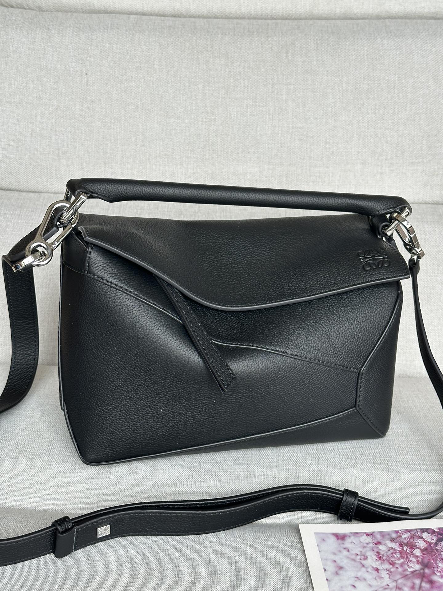 로에베 Loewe 3001b Puzzle Bag 24cm