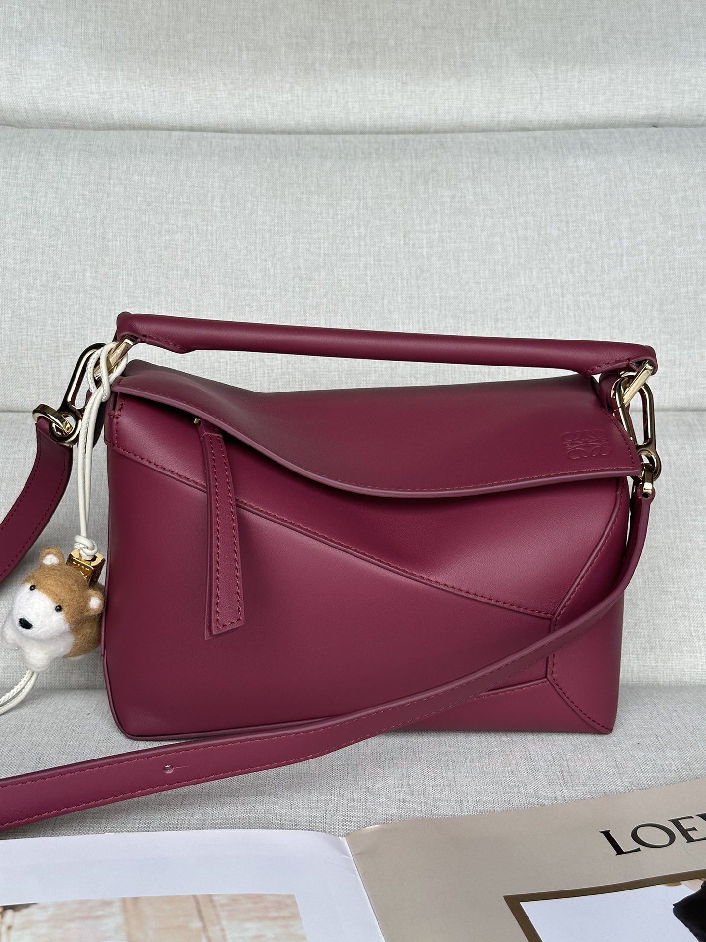 로에베 Loewe 3001b Puzzle Bag 24cm