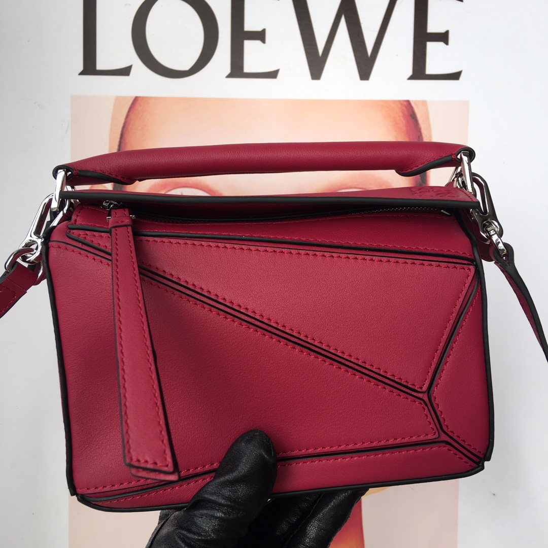로에베 Loewe 3000 mini puzzle Bag 18cm