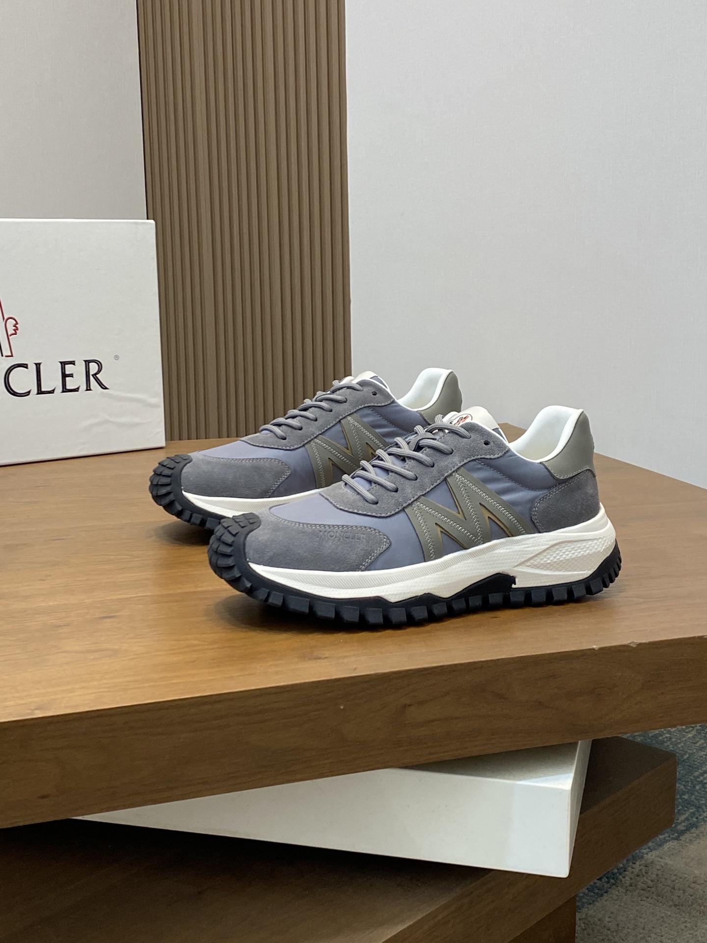 몽클레어 Moncler 스니커즈