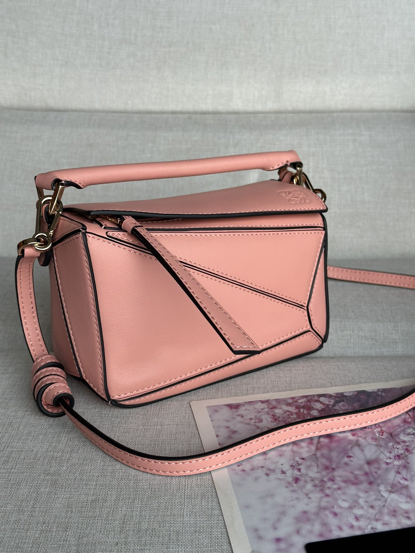 로에베 Loewe 3000 mini puzzle Bag 18cm