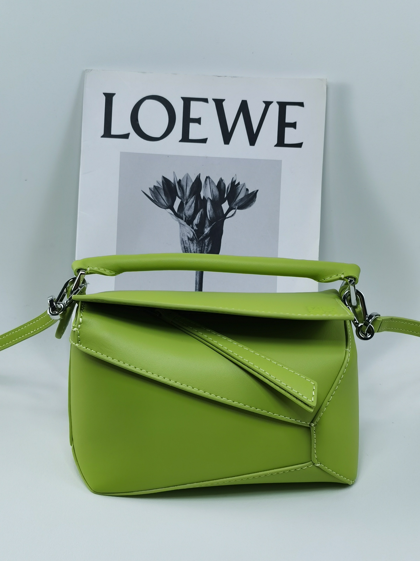 로에베 Loewe 3000A mini puzzle Bag 18cm