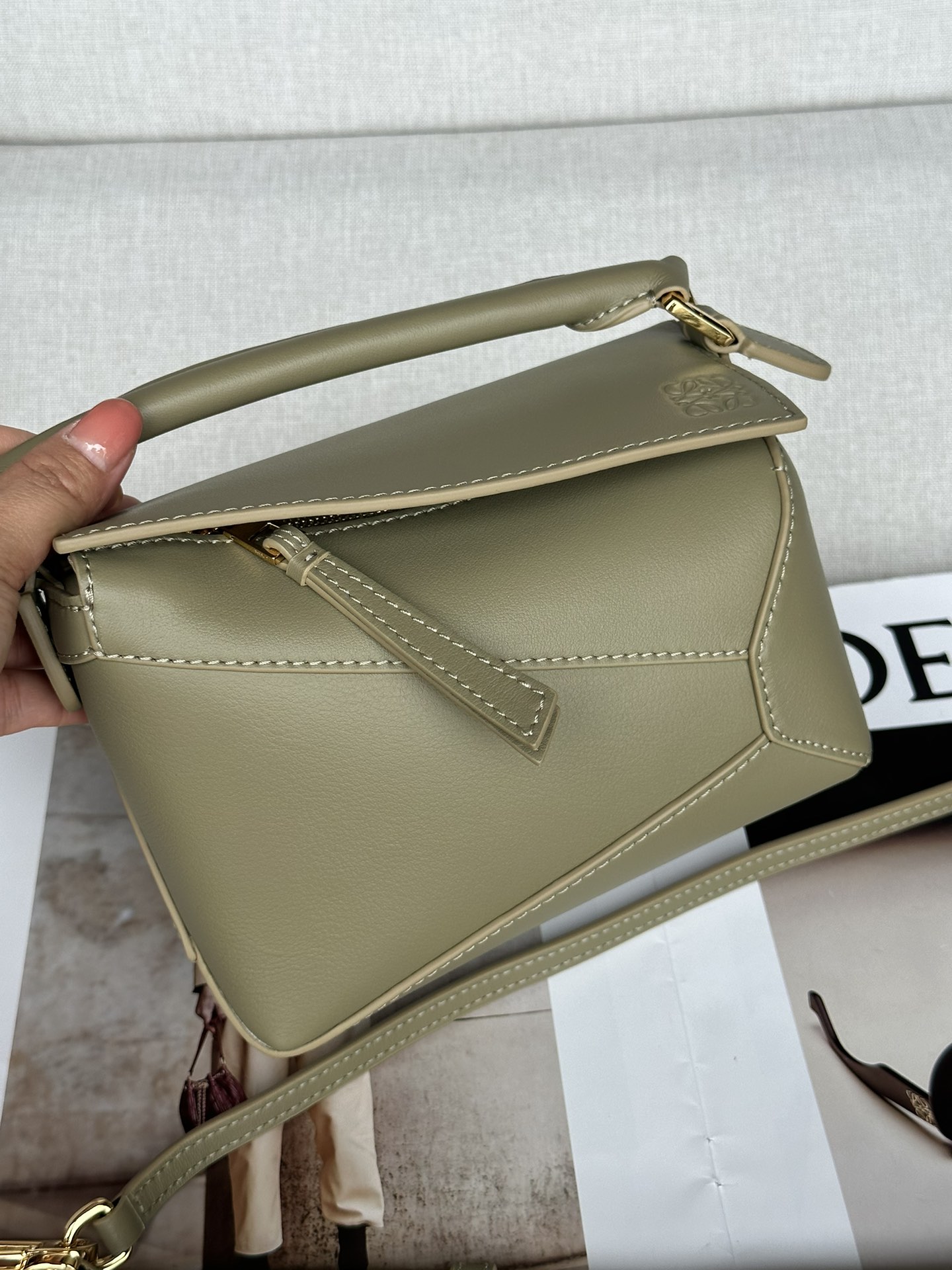 로에베 Loewe 3000B mini puzzle Bag 18cm