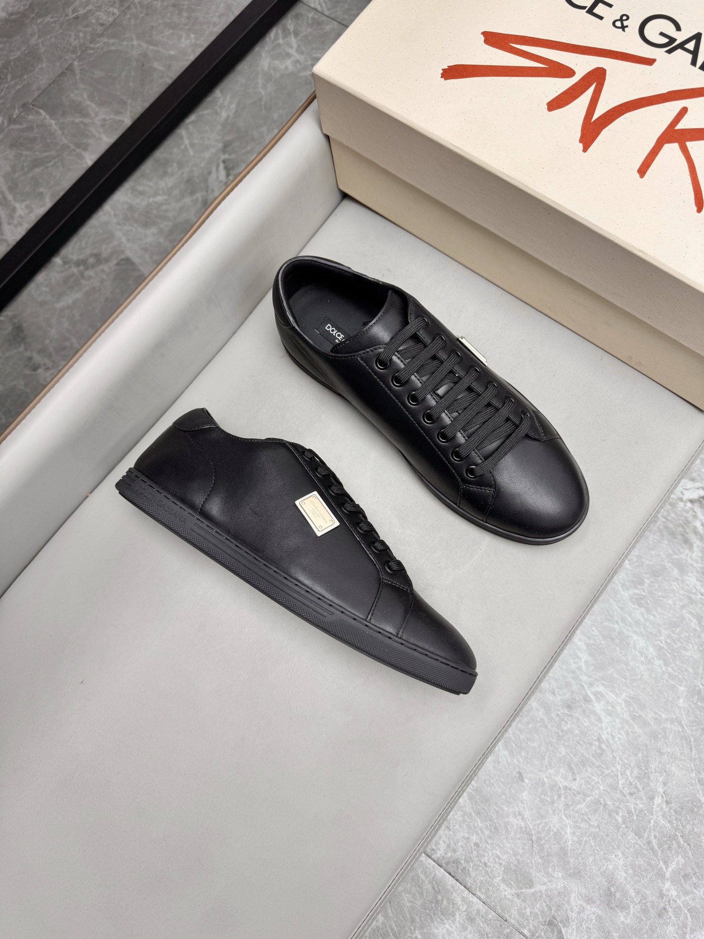 돌체앤가바나 Dolce&Gabbana 스니커즈