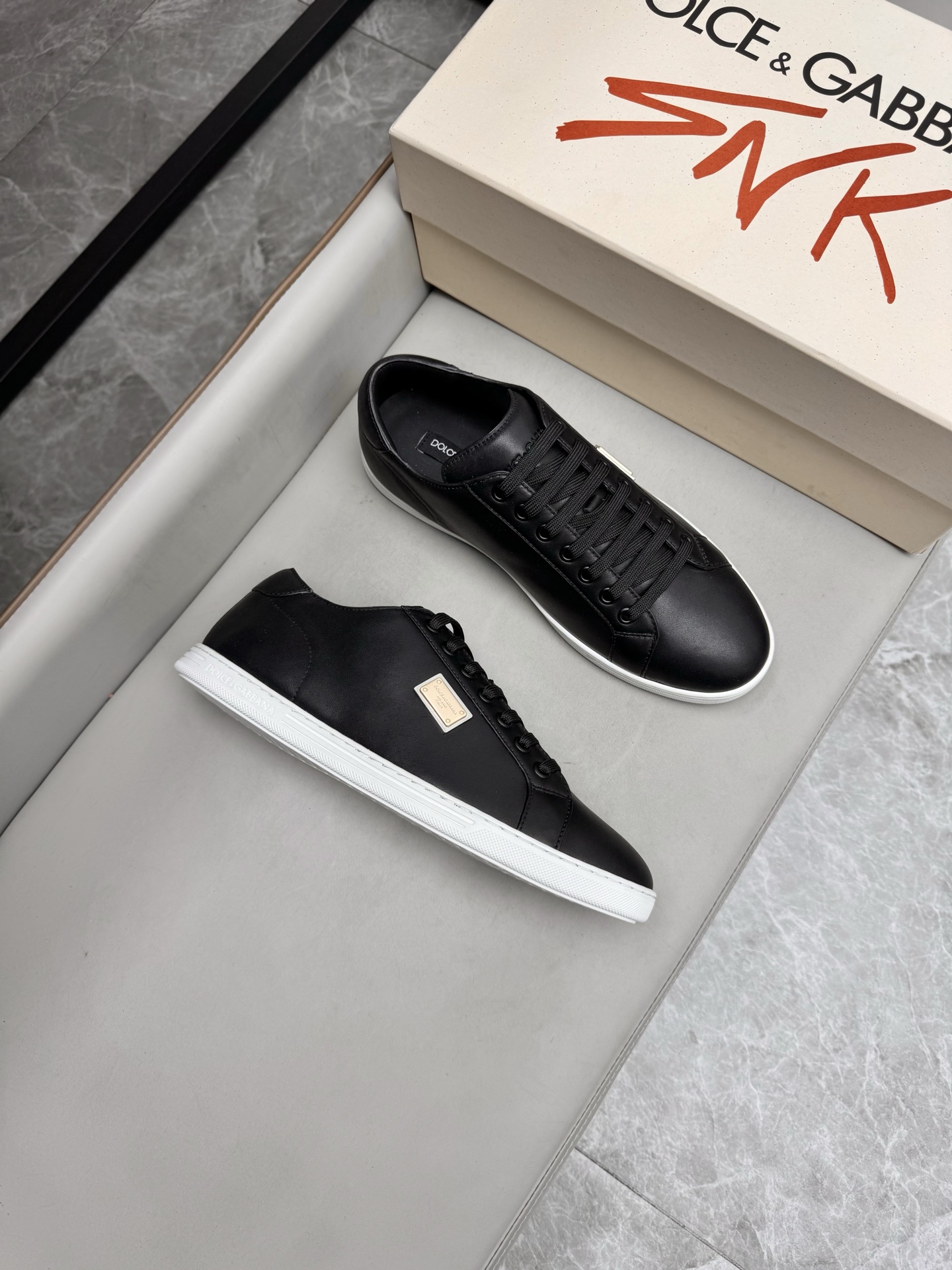 돌체앤가바나 Dolce&Gabbana 스니커즈