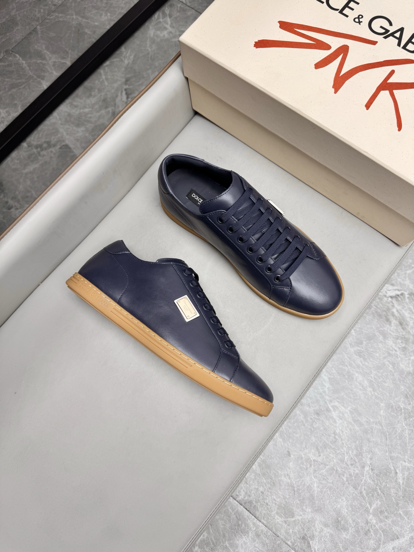 돌체앤가바나 Dolce&Gabbana 스니커즈