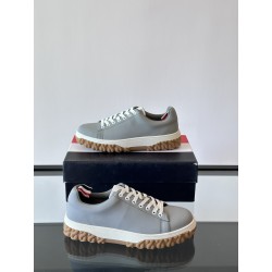 톰브라운 Thom Browne 스니커즈