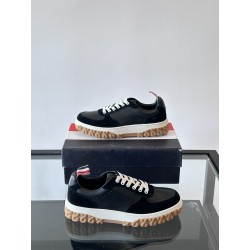 톰브라운 Thom Browne 스니커즈