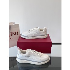 발렌티노 Valentino 스니커즈