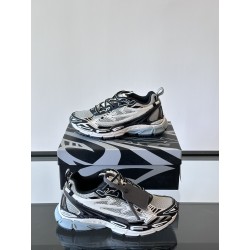 오프화이트 (Off-White) 스니커즈