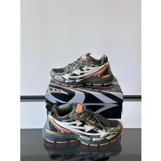 오프화이트 (Off-White) 스니커즈