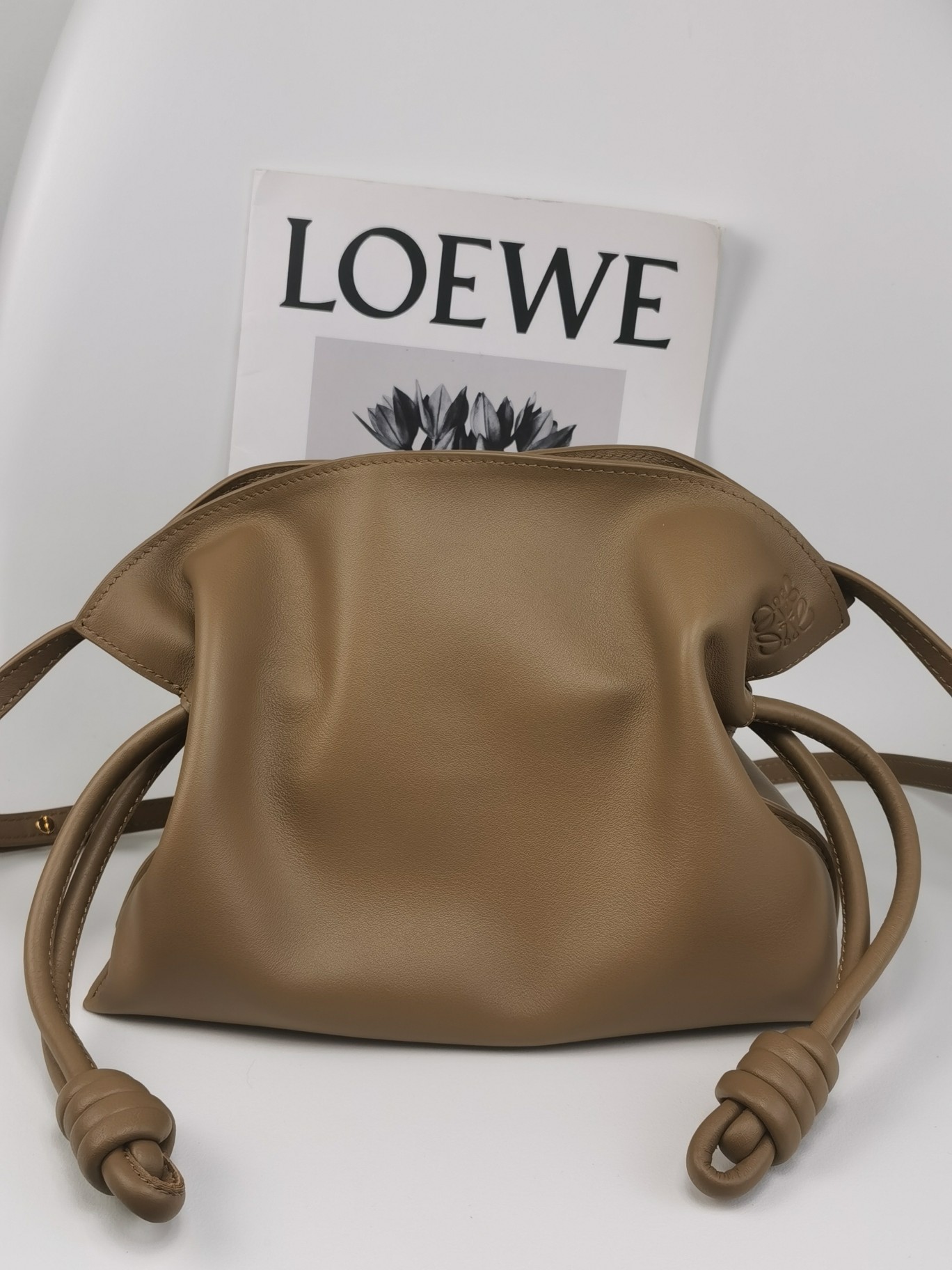 로에베 Loewe Mini Flamenco 11046S 클러치 23cm