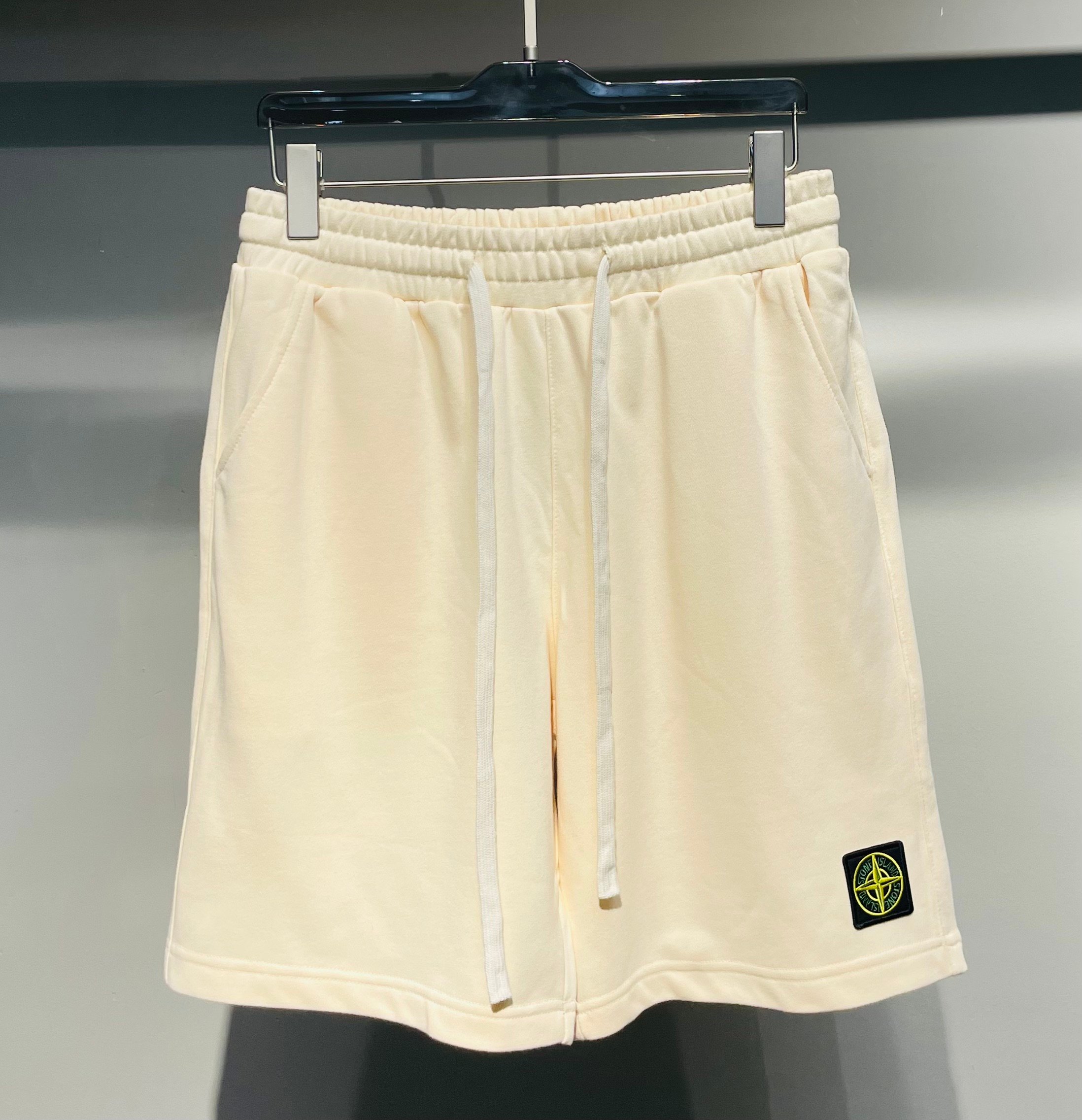 스톤아일랜드 Stone Island 반바지