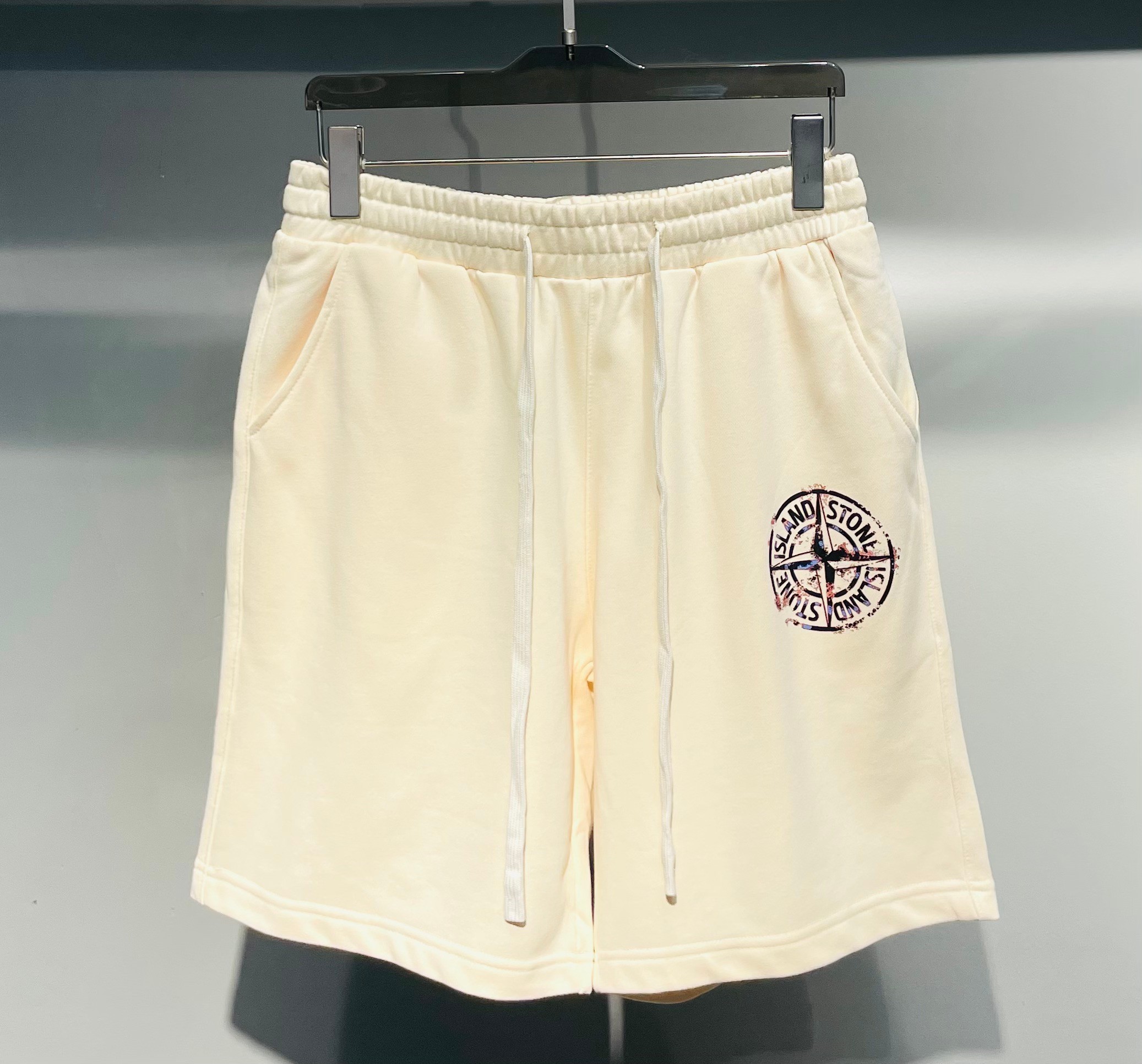 스톤아일랜드 Stone Island 반바지