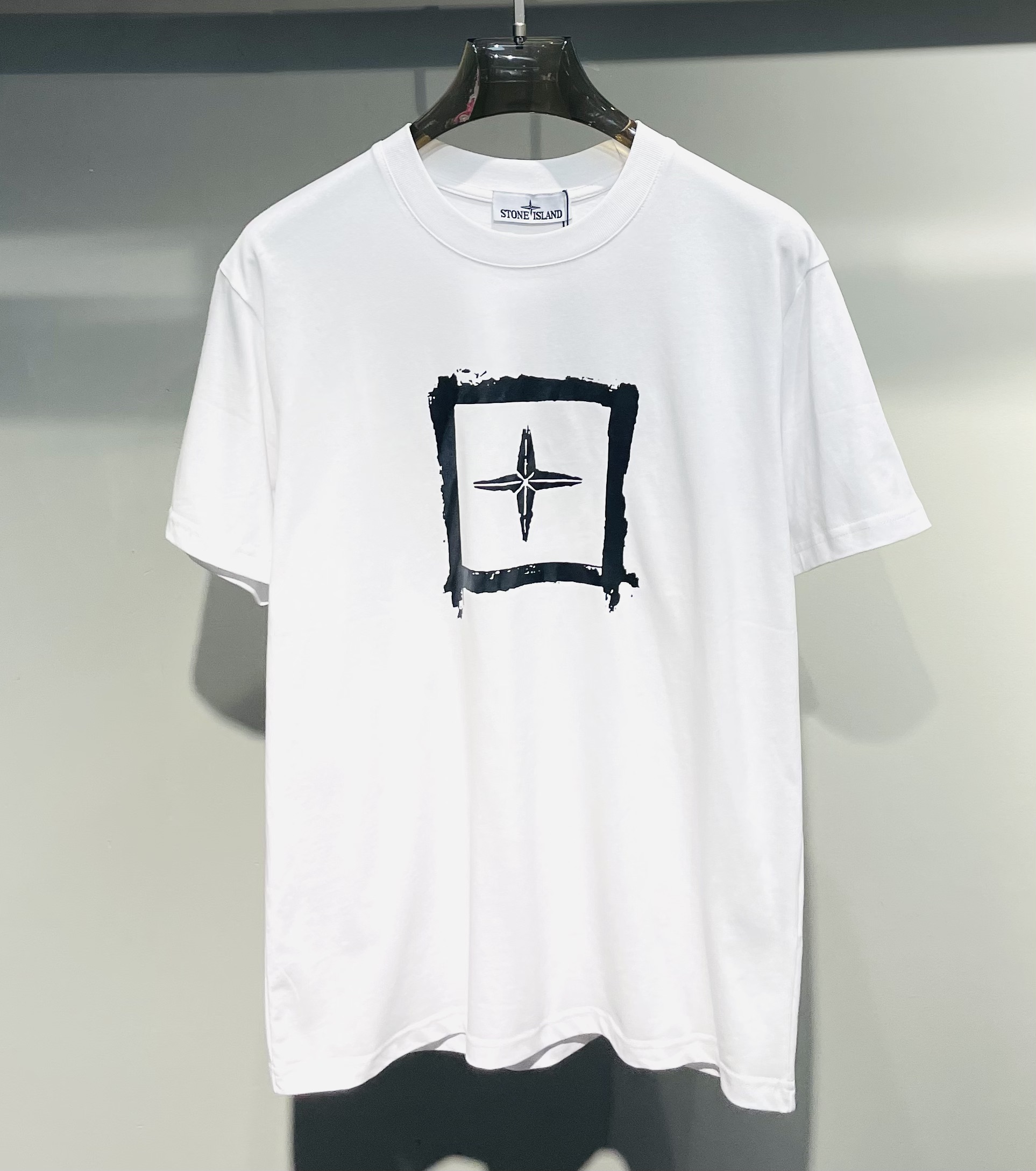 스톤아일랜드 Stone Island 반팔 티셔츠