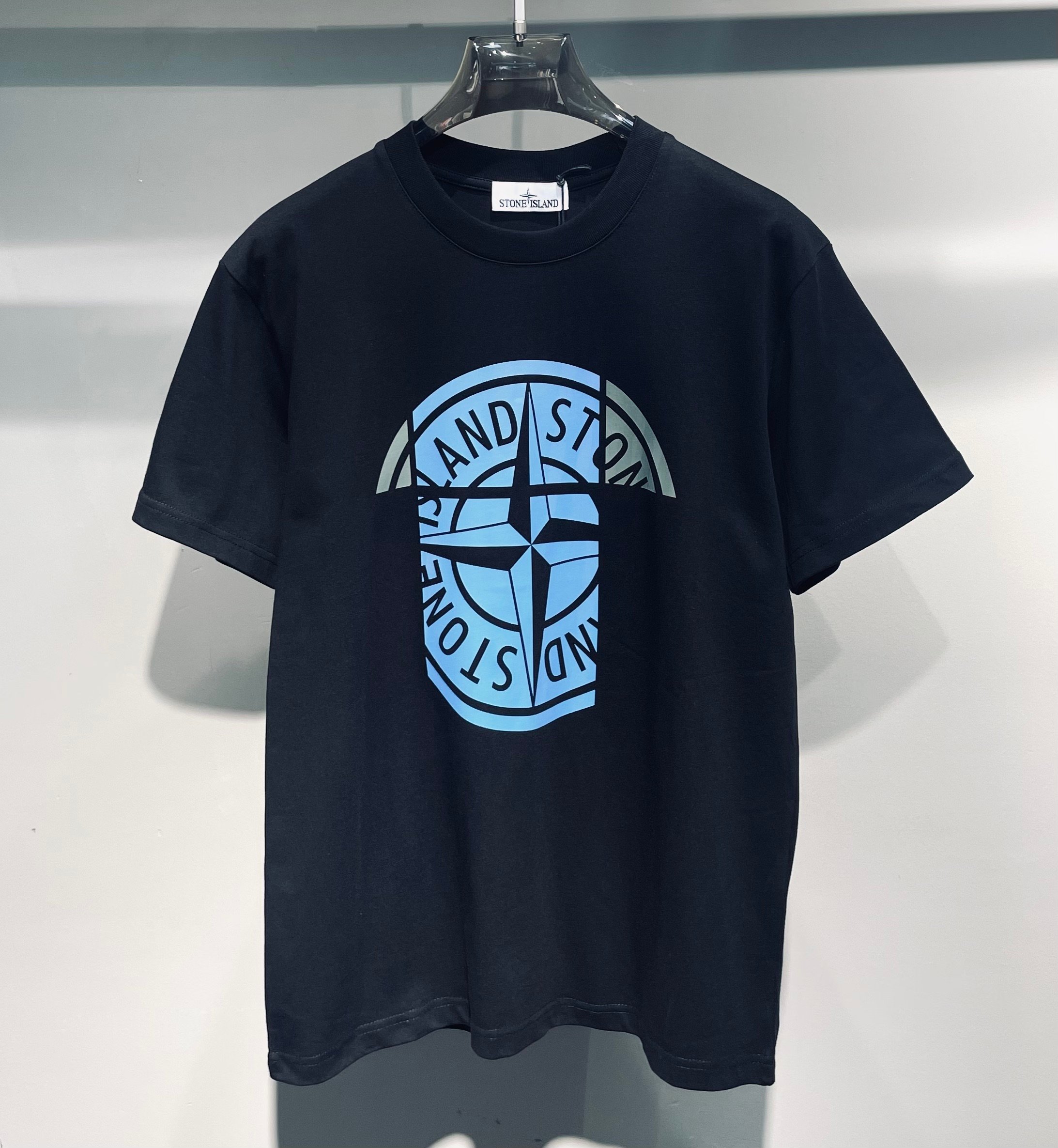 스톤아일랜드 Stone Island 반팔 티셔츠