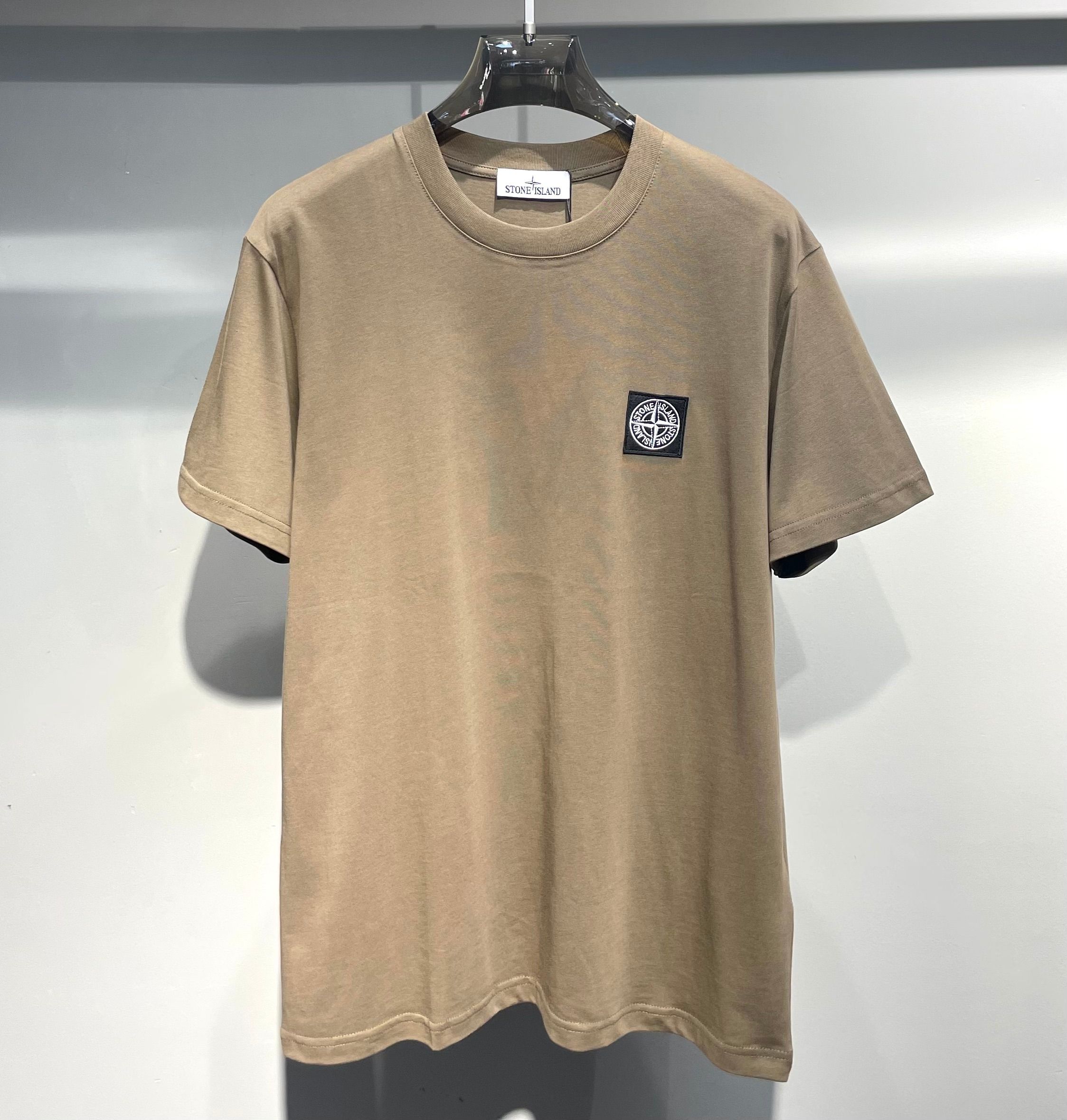 스톤아일랜드 Stone Island 반팔 티셔츠