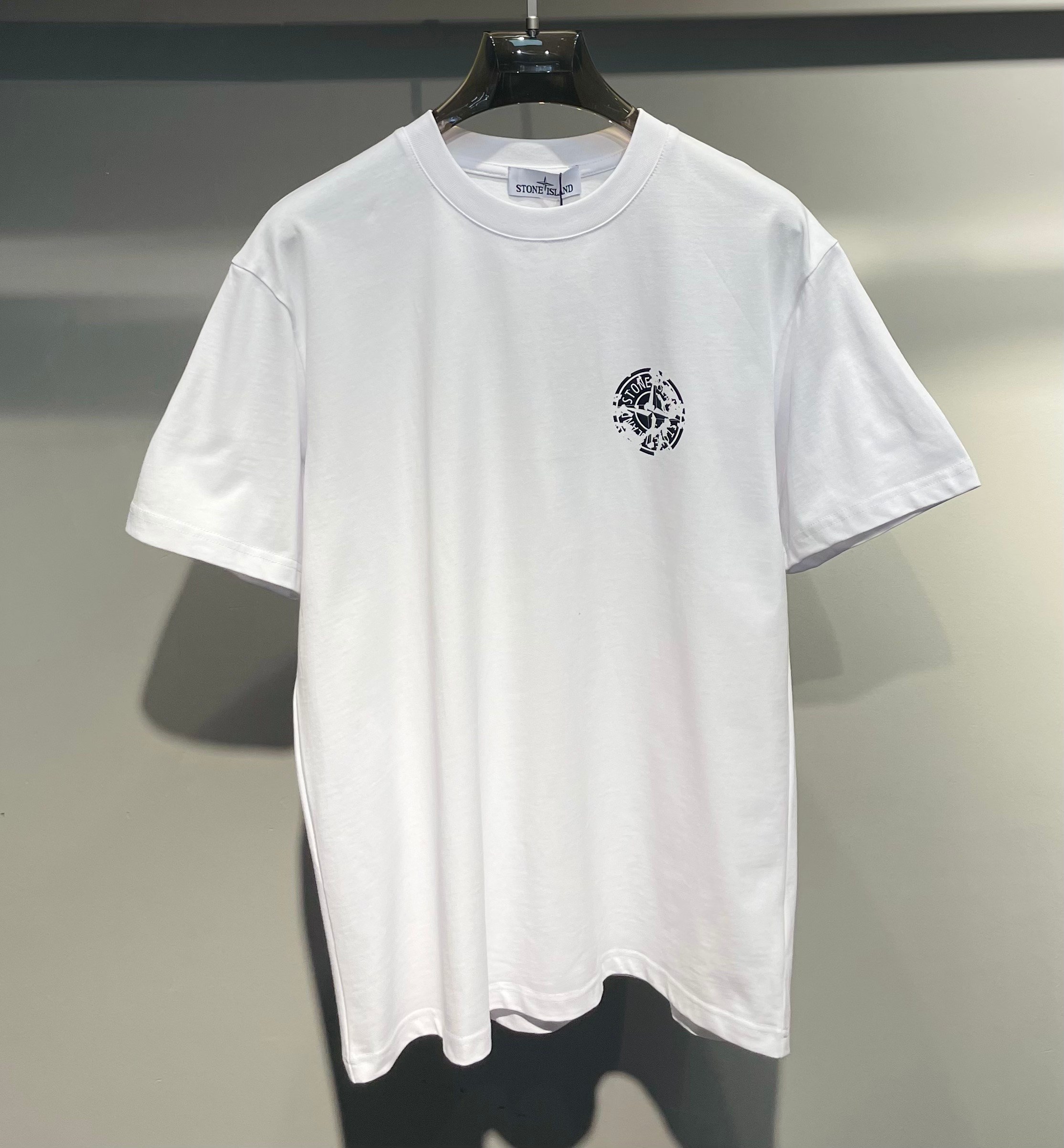 스톤아일랜드 Stone Island 반팔 티셔츠