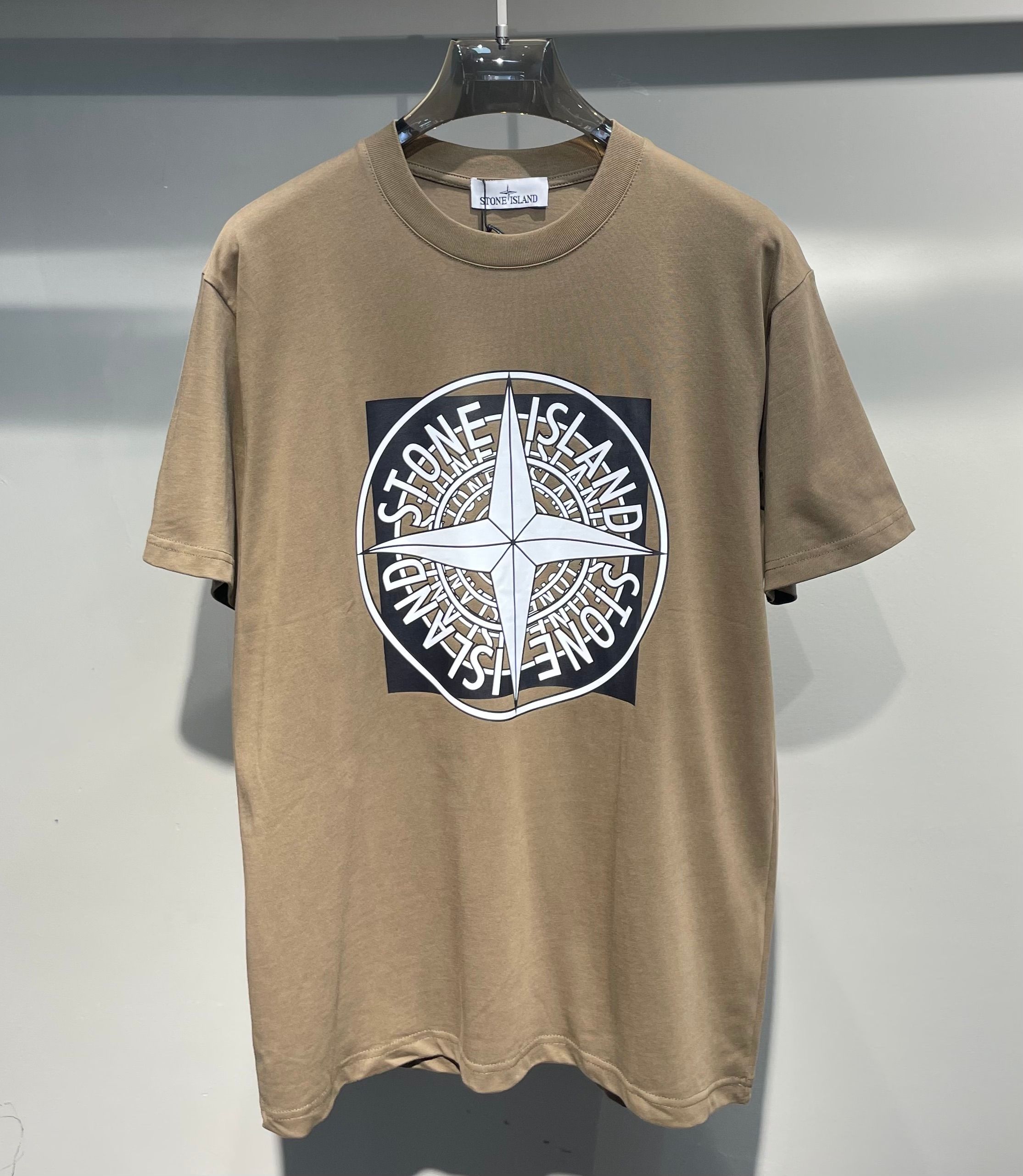 스톤아일랜드 Stone Island 반팔 티셔츠