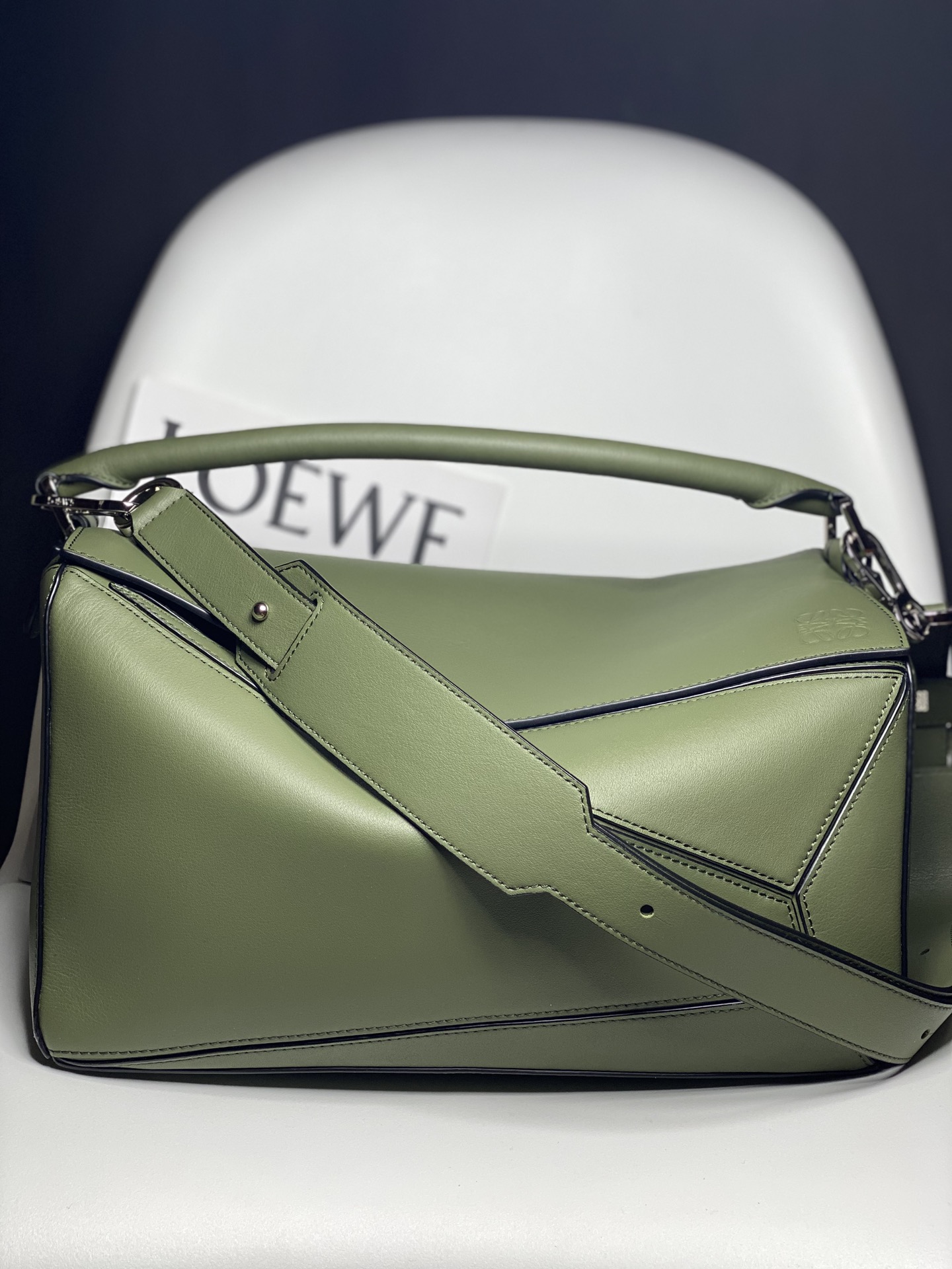 로에베 Loewe 3003 Puzzle Bag 35cm