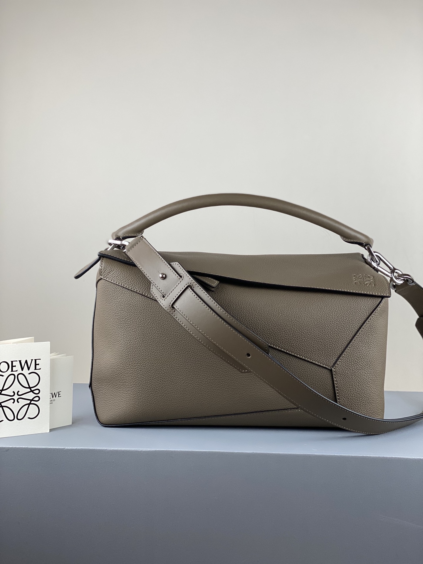 로에베 Loewe 3044 Puzzle Bag 36cm