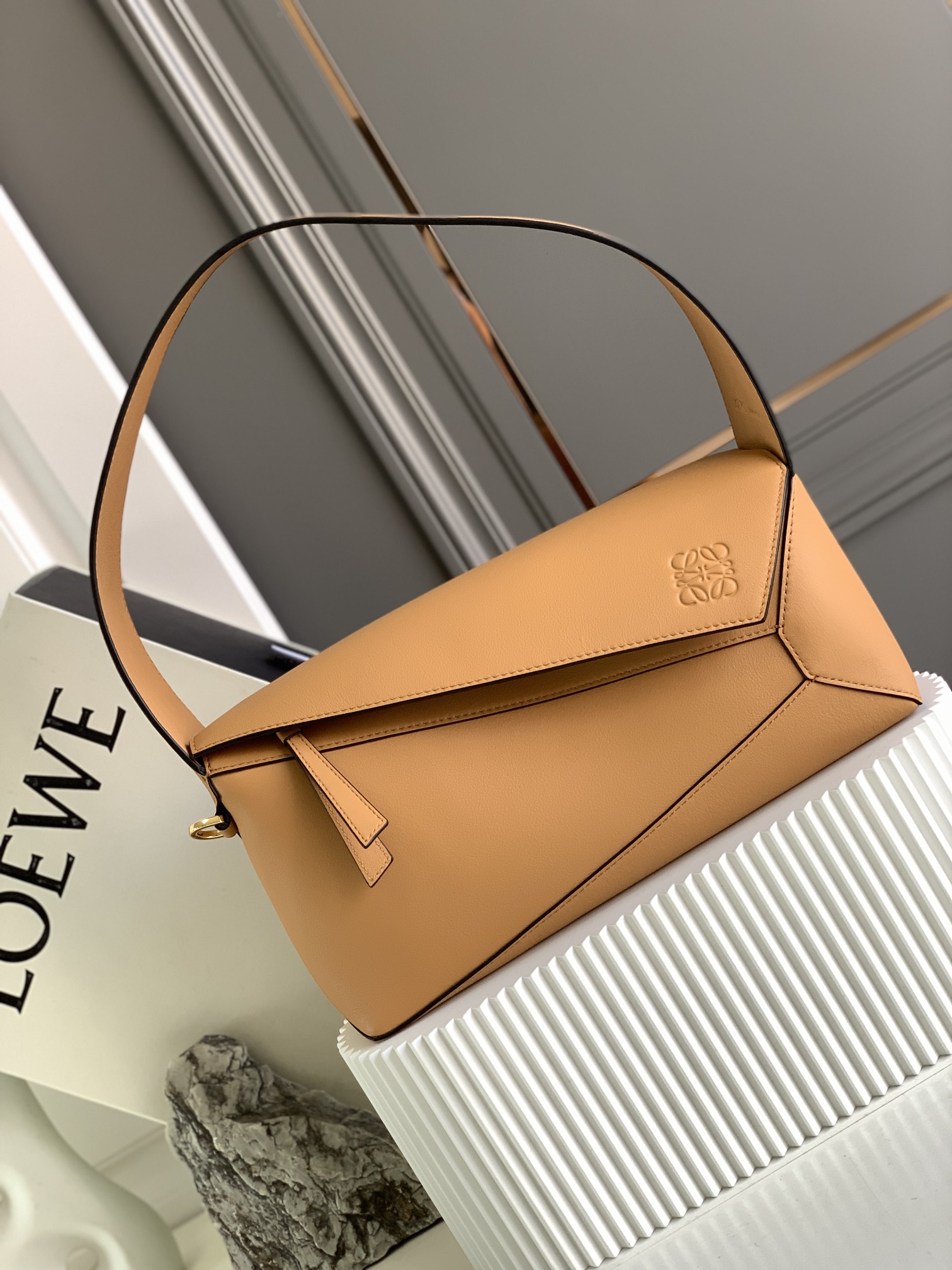 로에베 Loewe 5501 Puzzle Hobo Bag 28.7cm