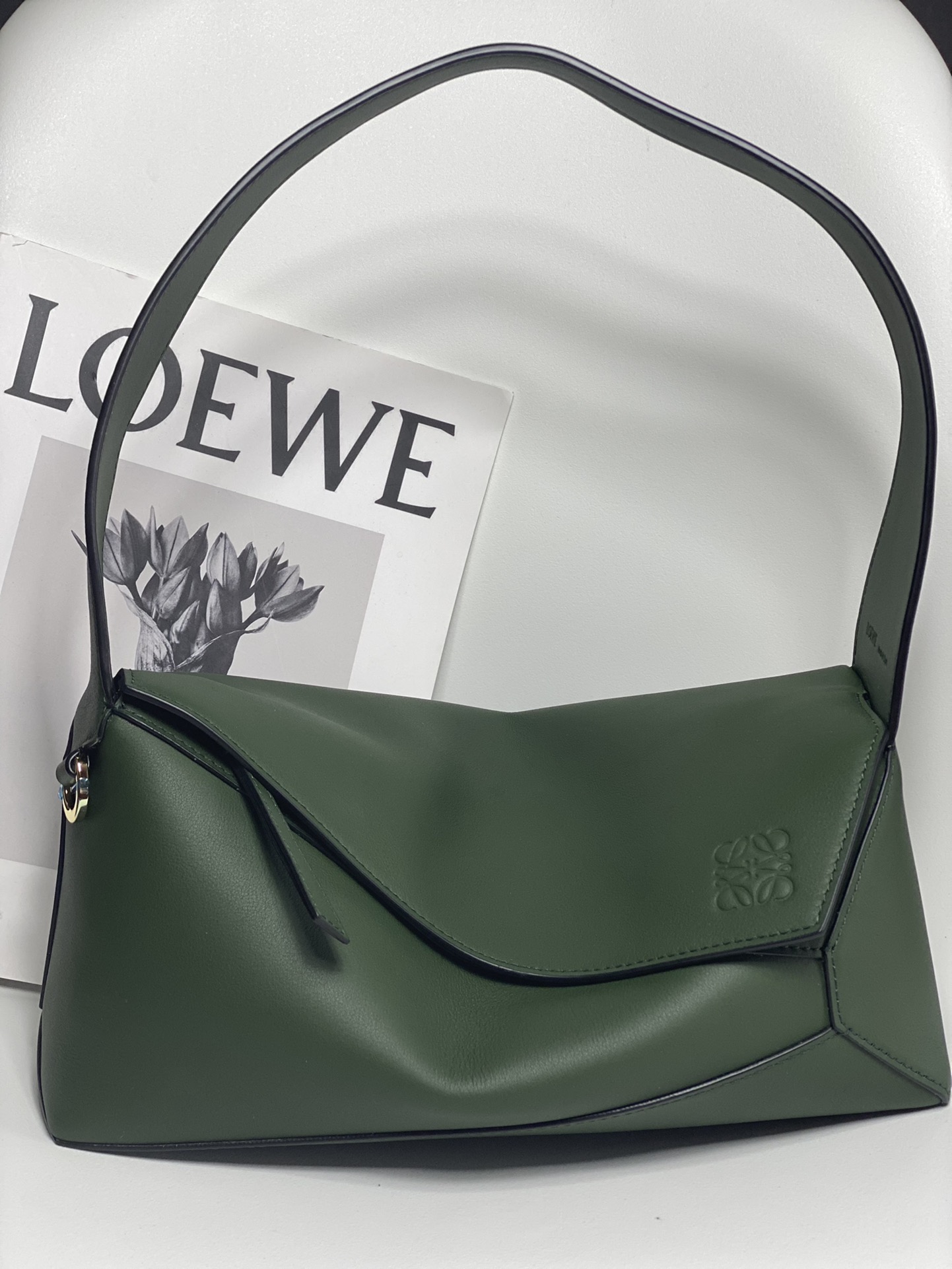 로에베 Loewe 5501 Puzzle Hobo Bag 28.7cm