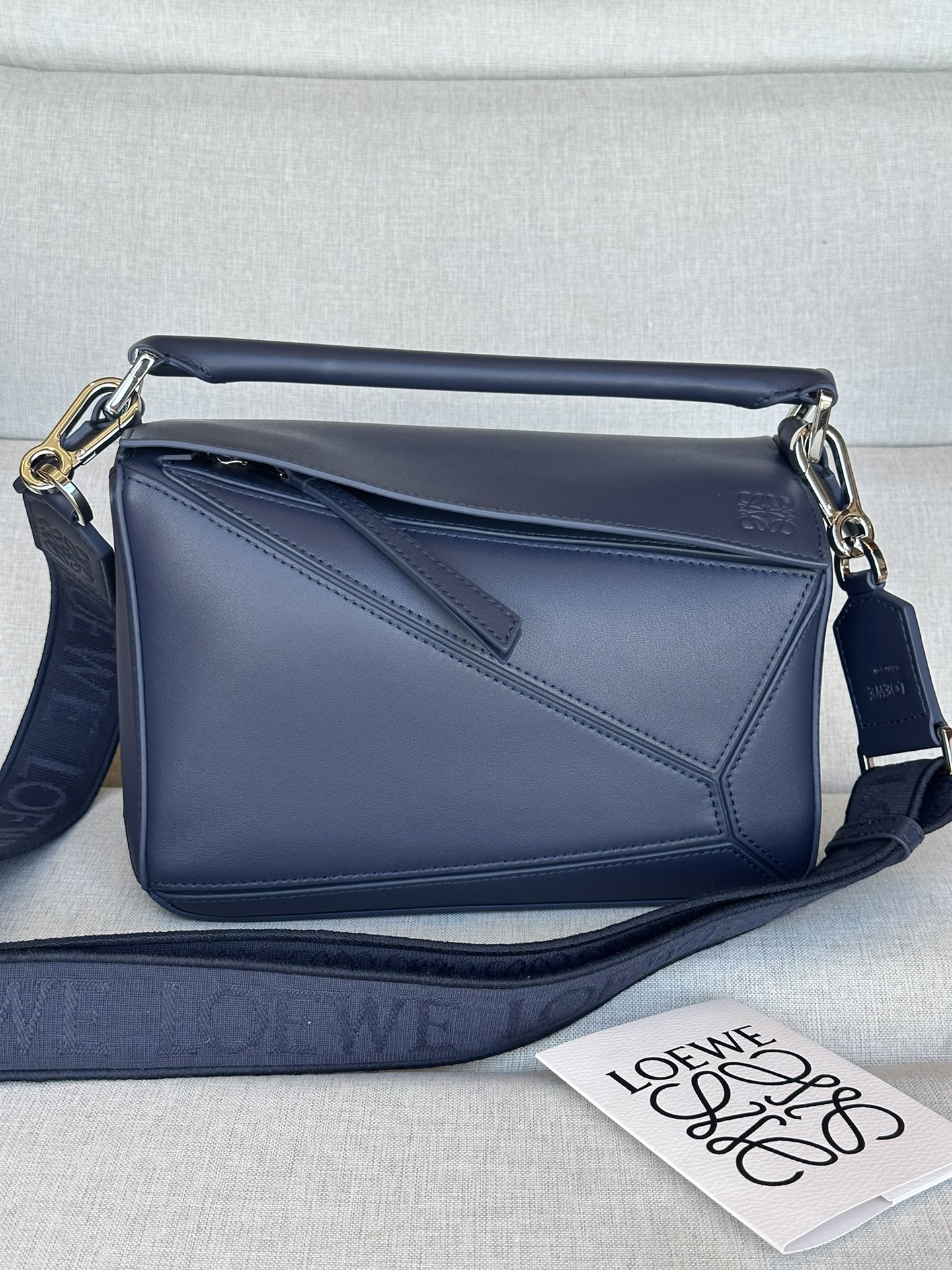 로에베 Loewe 7701 Puzzle Bag 24cm