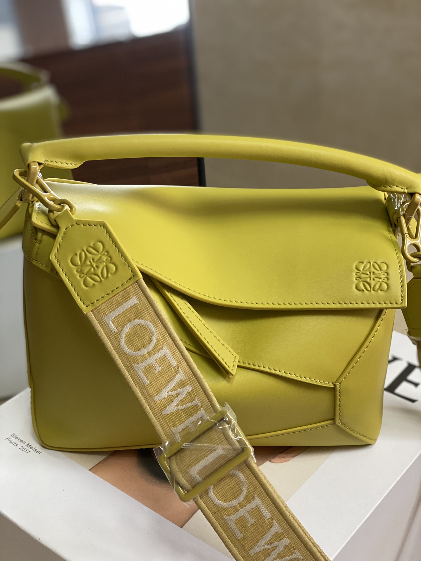 로에베 Loewe 1201 Puzzle Bag 24cm