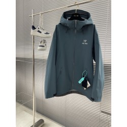 아크테릭스 ARC'TERYX 재킷