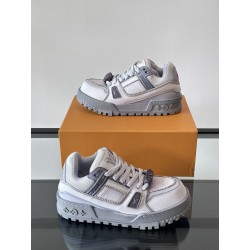 루이비통 LV TRAINER 스니커즈