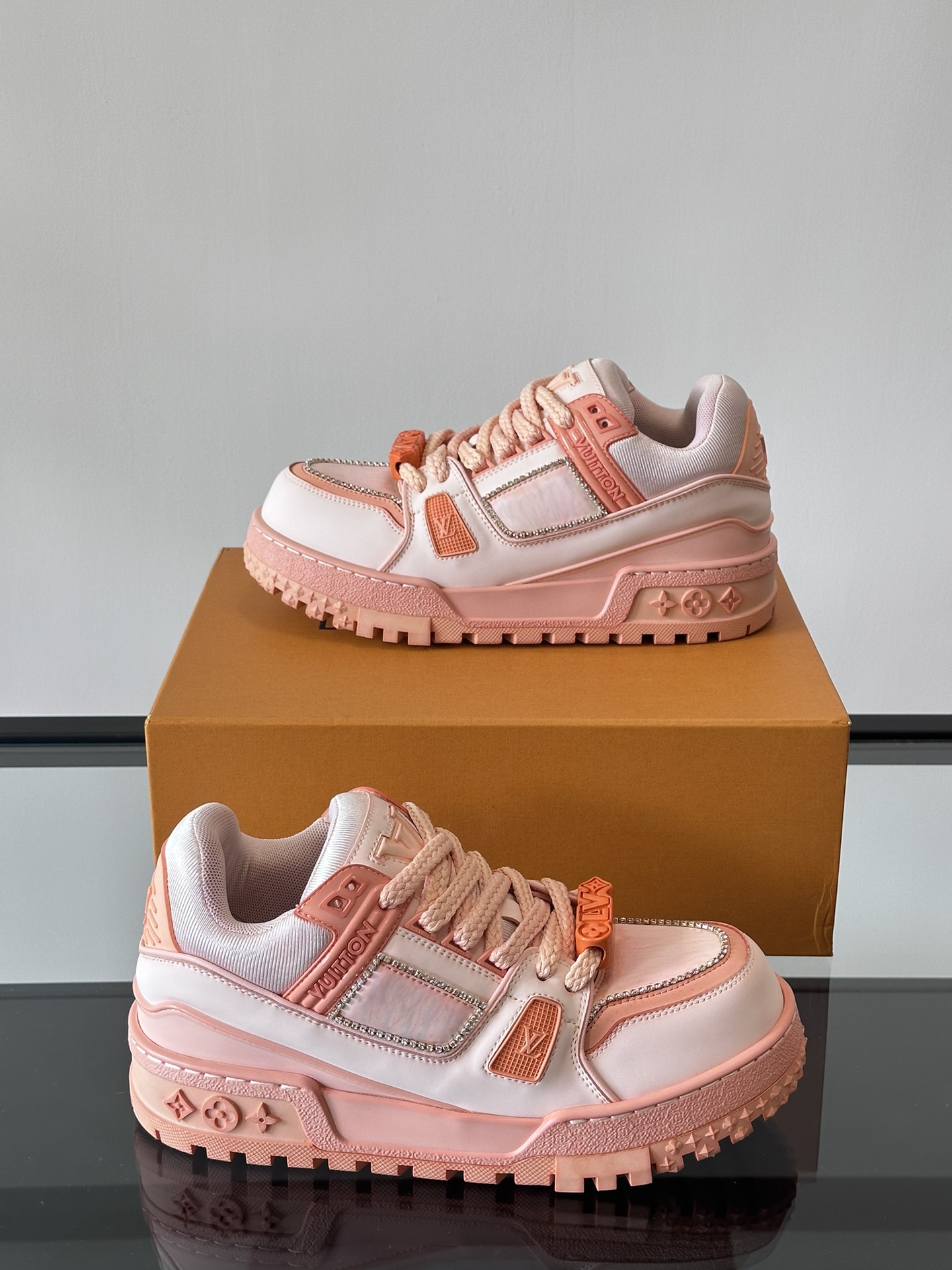 루이비통 LV TRAINER 스니커즈