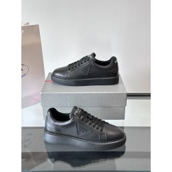 프라다 Prada 스니커즈