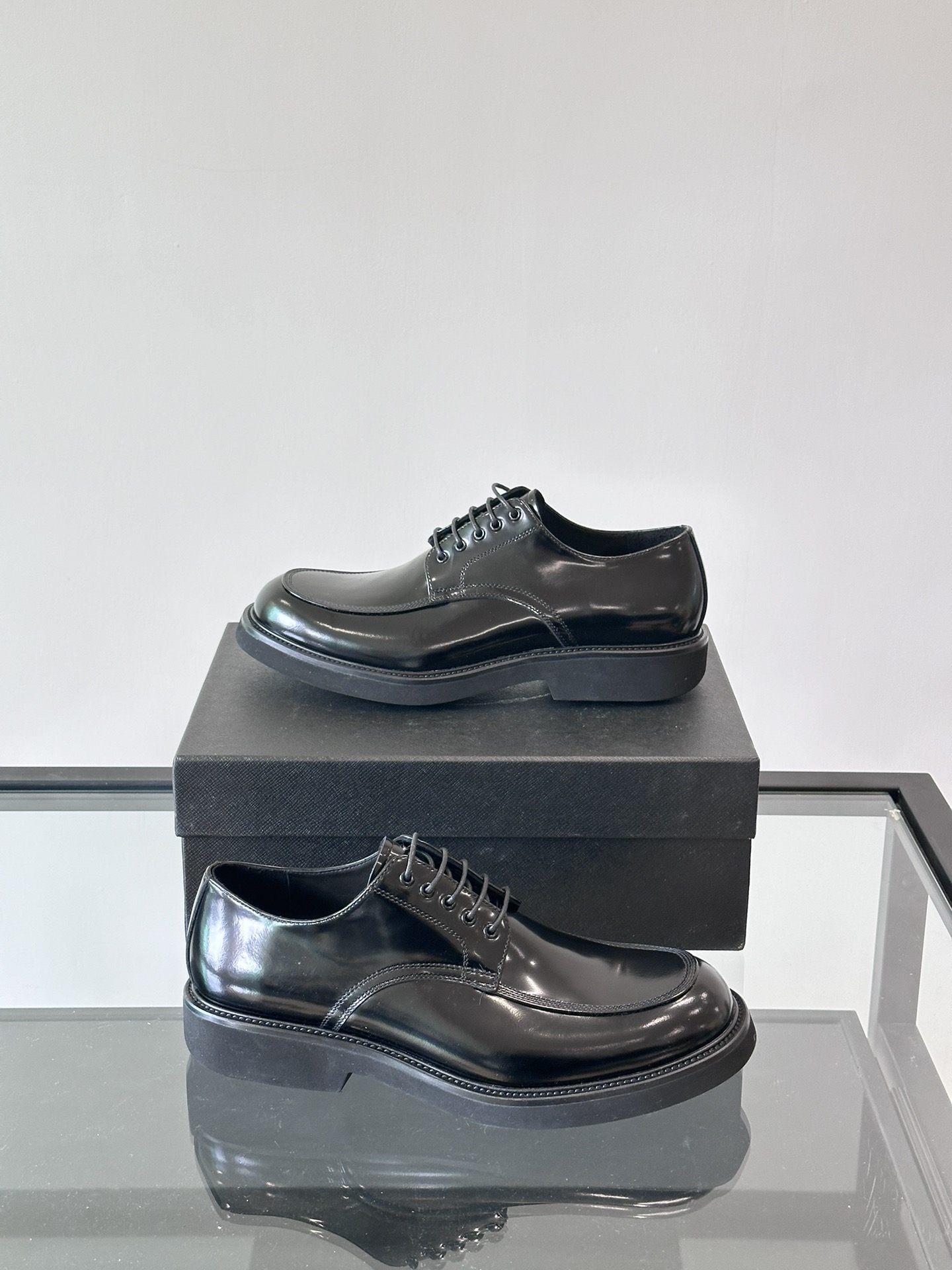 프라다 Prada 로퍼