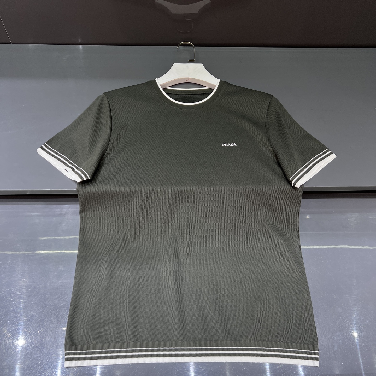 프라다 Prada 반팔 티셔츠