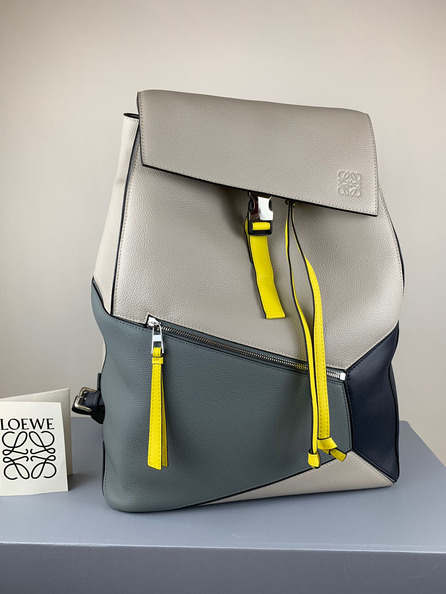 로에베 Loewe 324 Puzzle Backpack 44.5cm