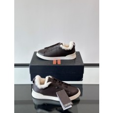 발렌티노 Valentino 스니커즈