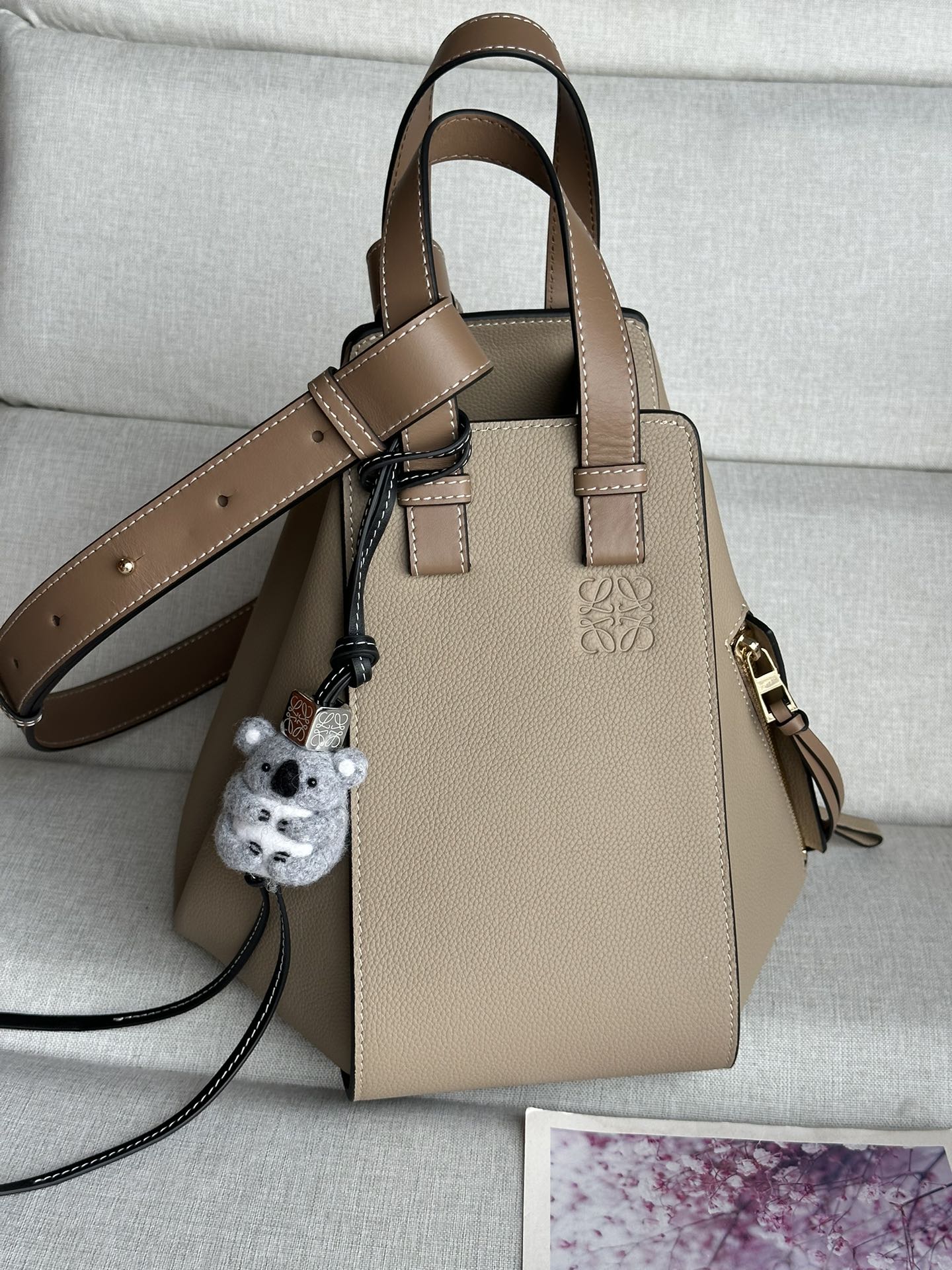 로에베 Loewe 3047 Hammock bag 26cm