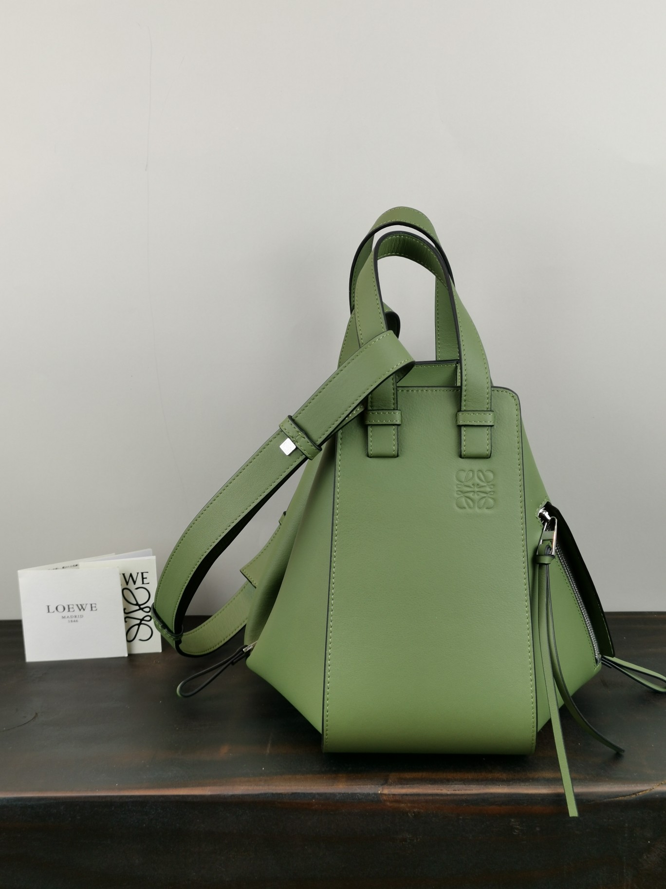 로에베 Loewe 3047 Hammock bag 26cm